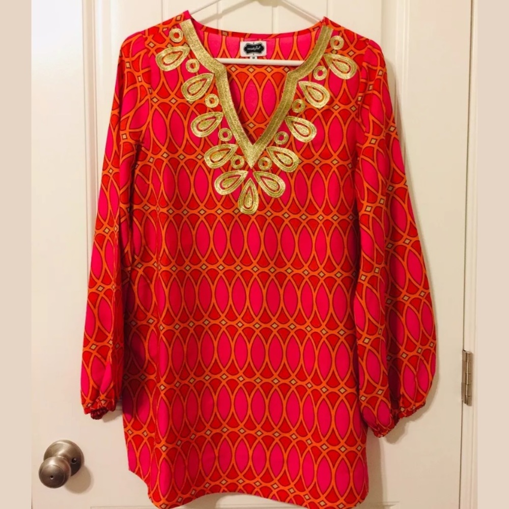 Mudpie Gold Embroidered Tunic Top Size M 8-10